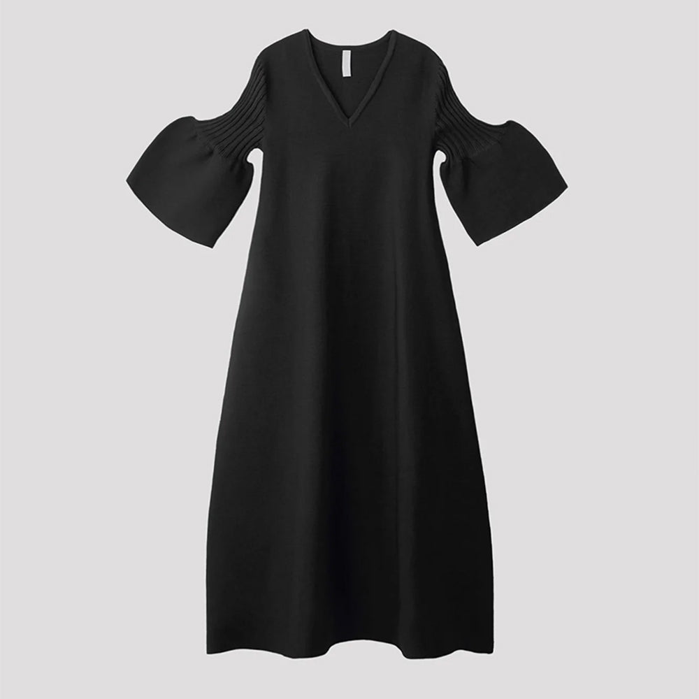 
                  
                    POTTERY SHORT BELL SLEEVE FLARE DRESS
                  
                