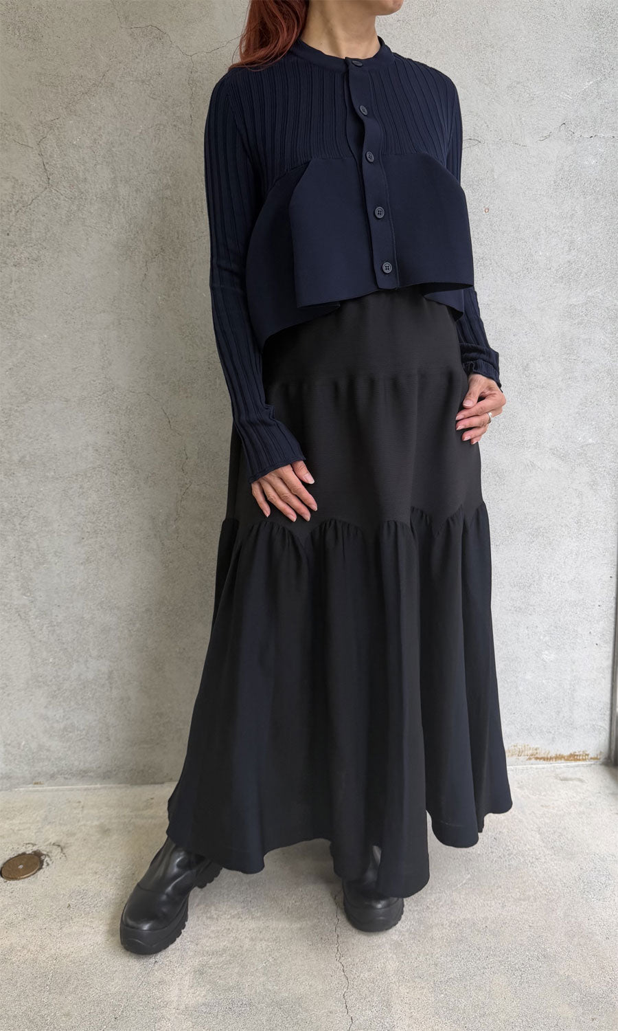
                  
                    POTTERY-BUST FLARE CARDIGAN
                  
                