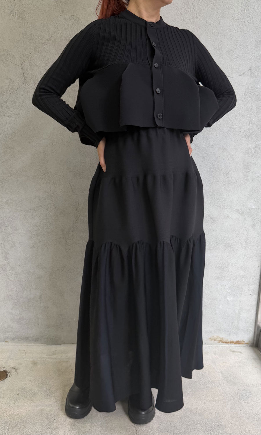 
                  
                    POTTERY-BUST FLARE CARDIGAN
                  
                