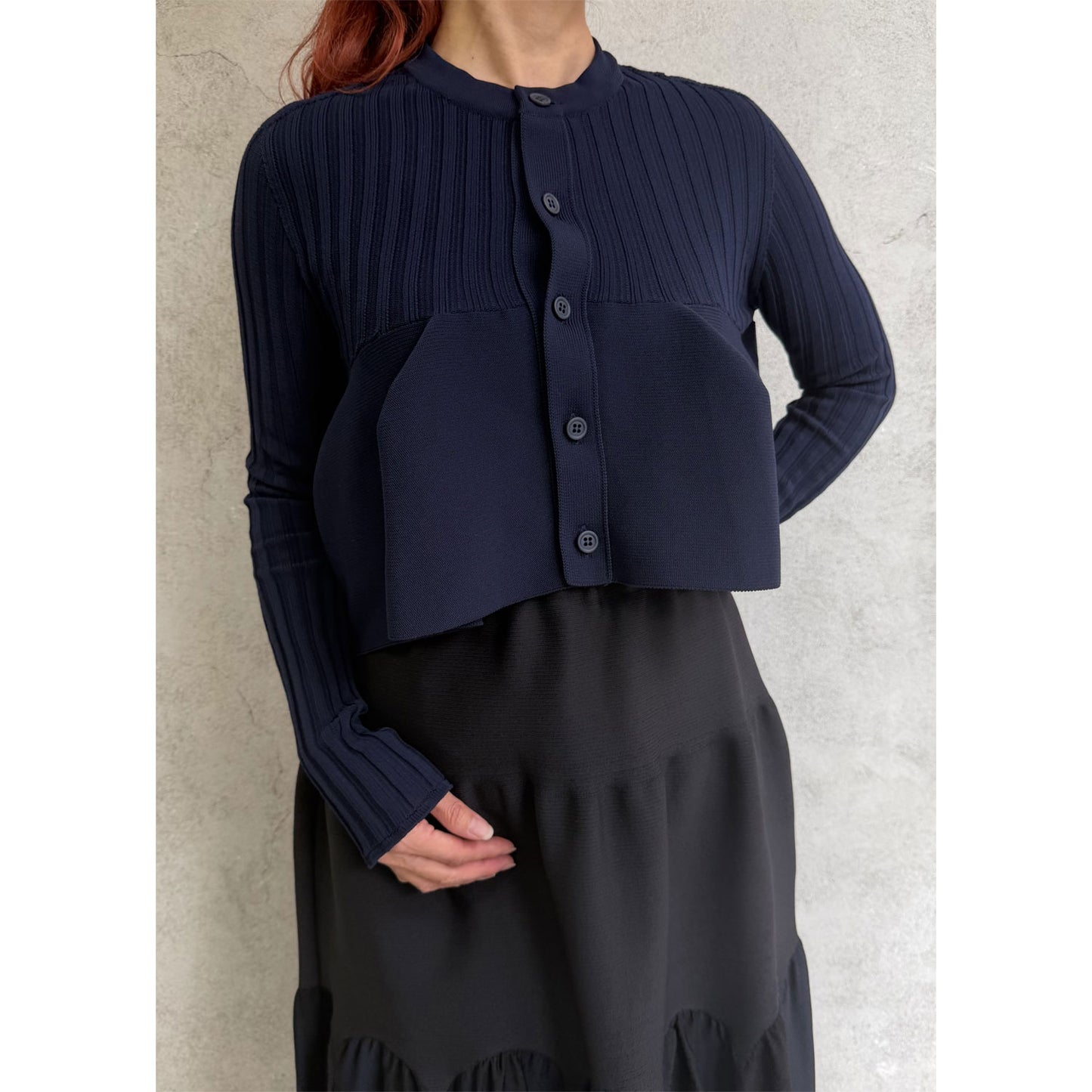
                  
                    POTTERY-BUST FLARE CARDIGAN
                  
                