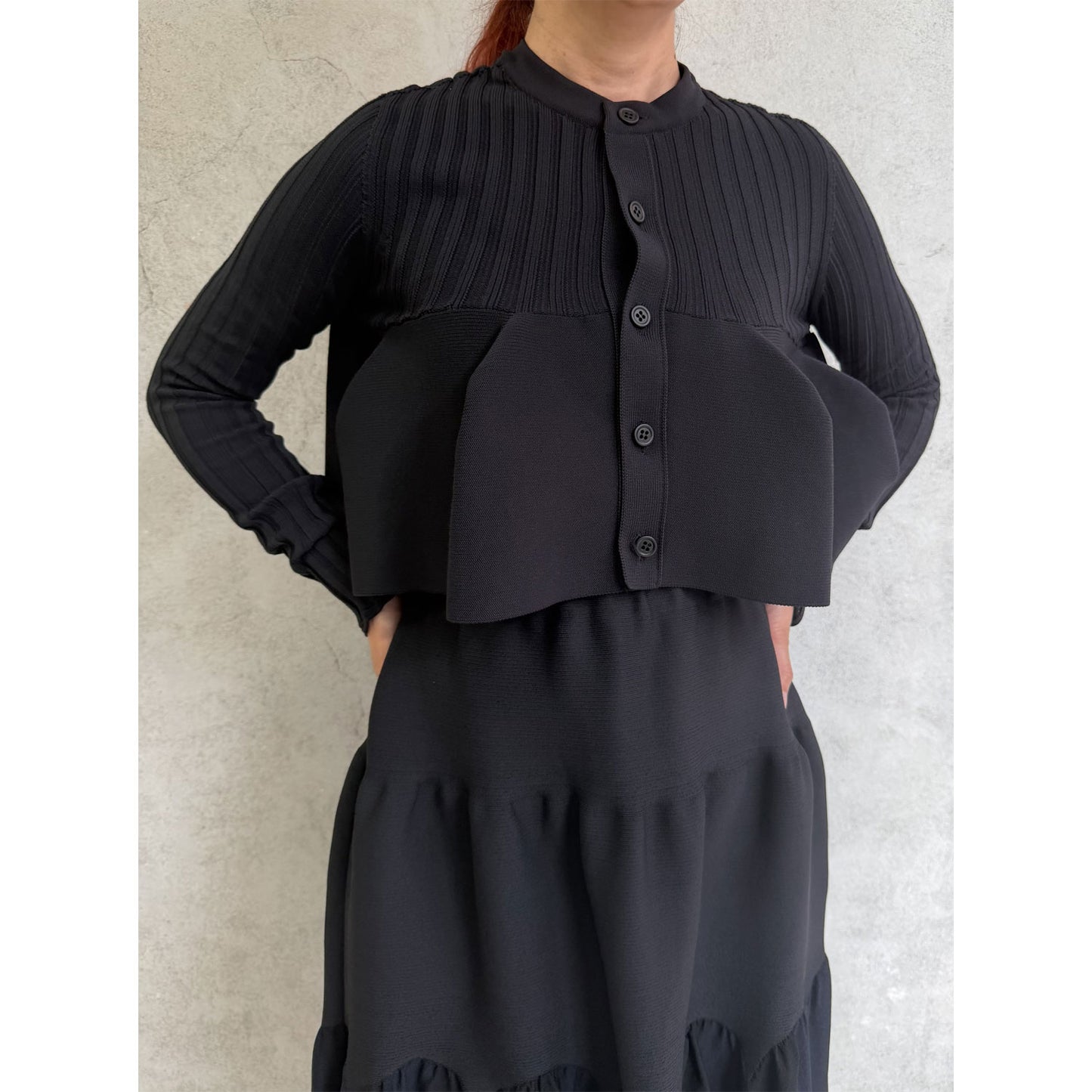 
                  
                    POTTERY-BUST FLARE CARDIGAN
                  
                