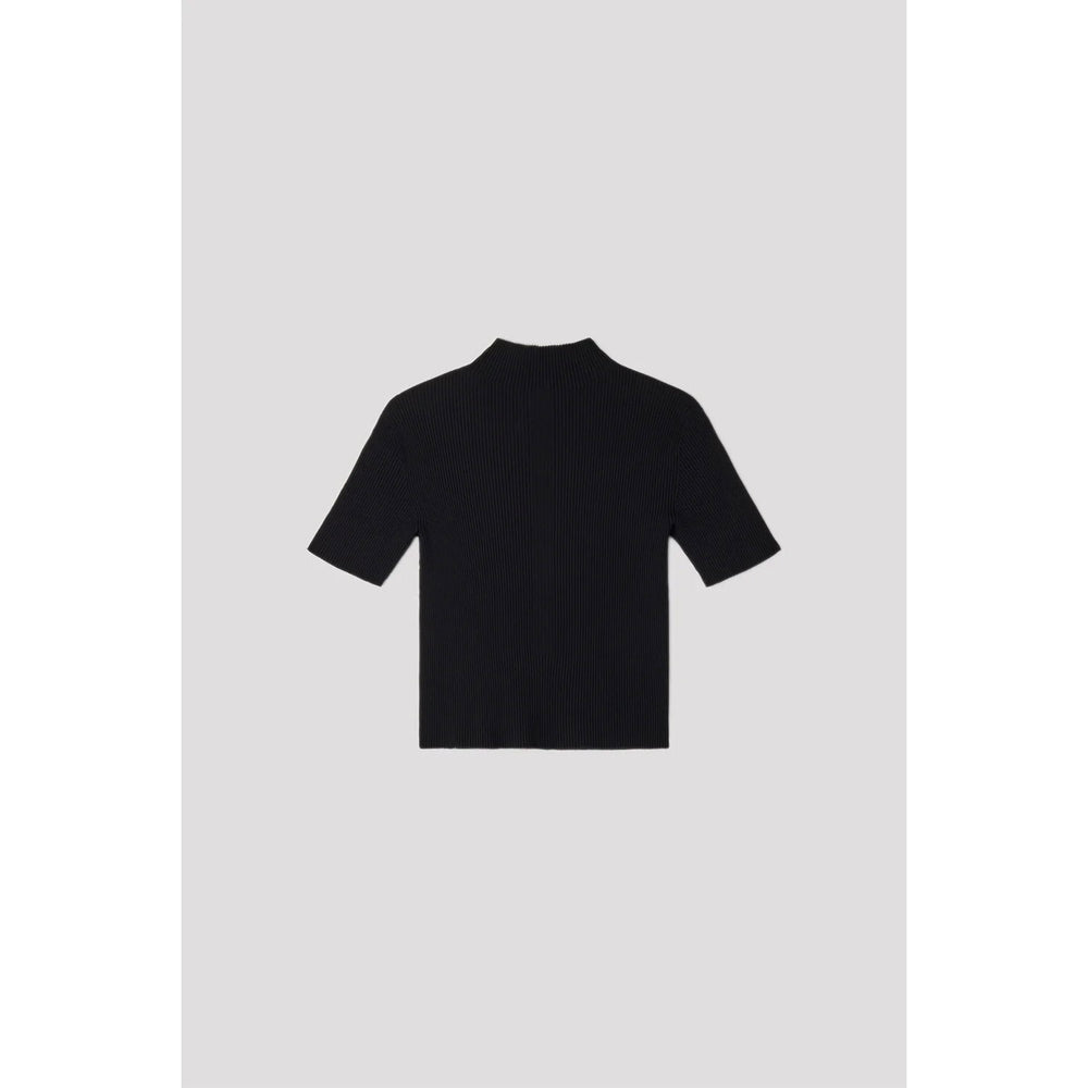 PORTRAIT SHORT SLEEVE TOP-WHITE- – OBLIGE