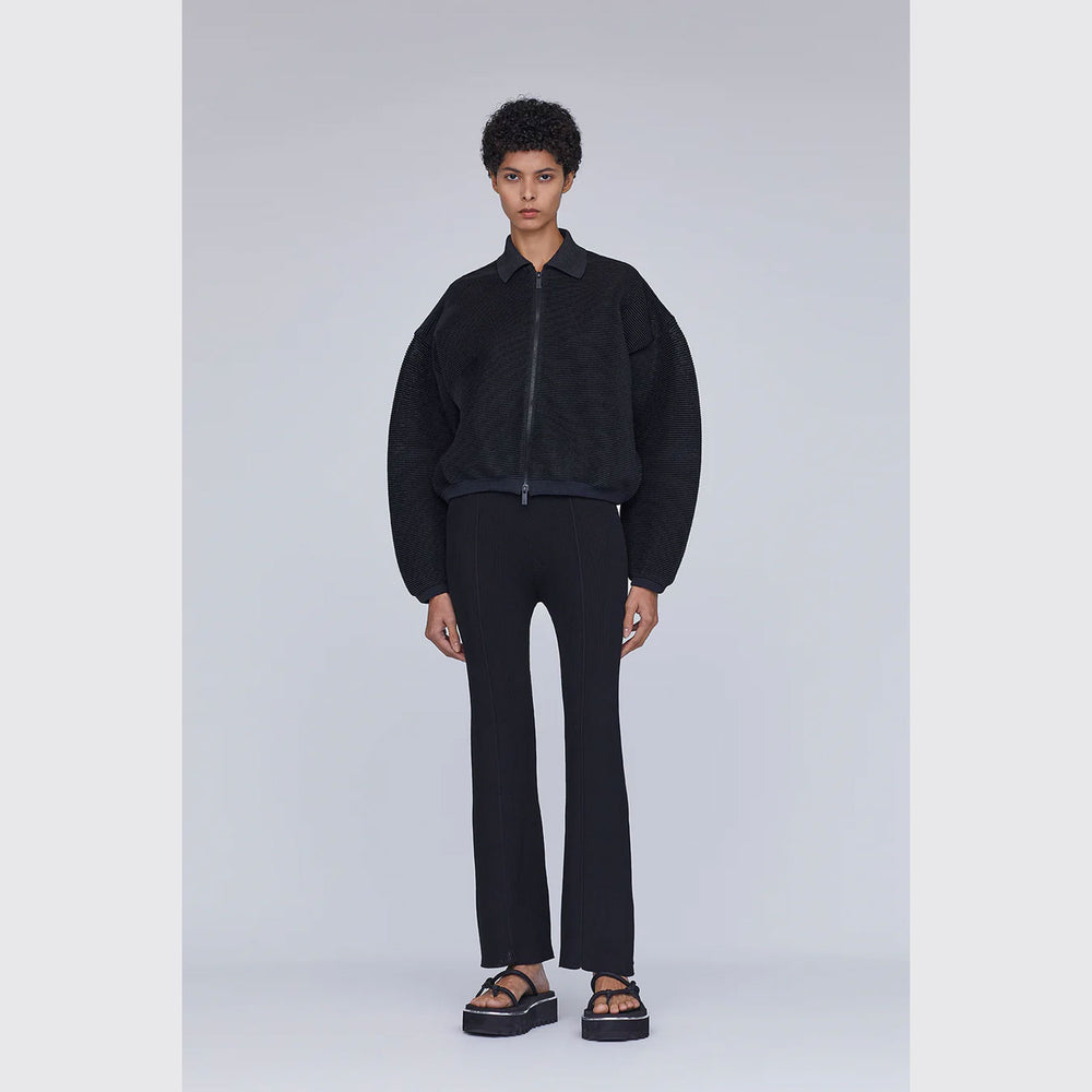 SOFT PORTRAIT TIGHT FLARE PANTS – OBLIGE