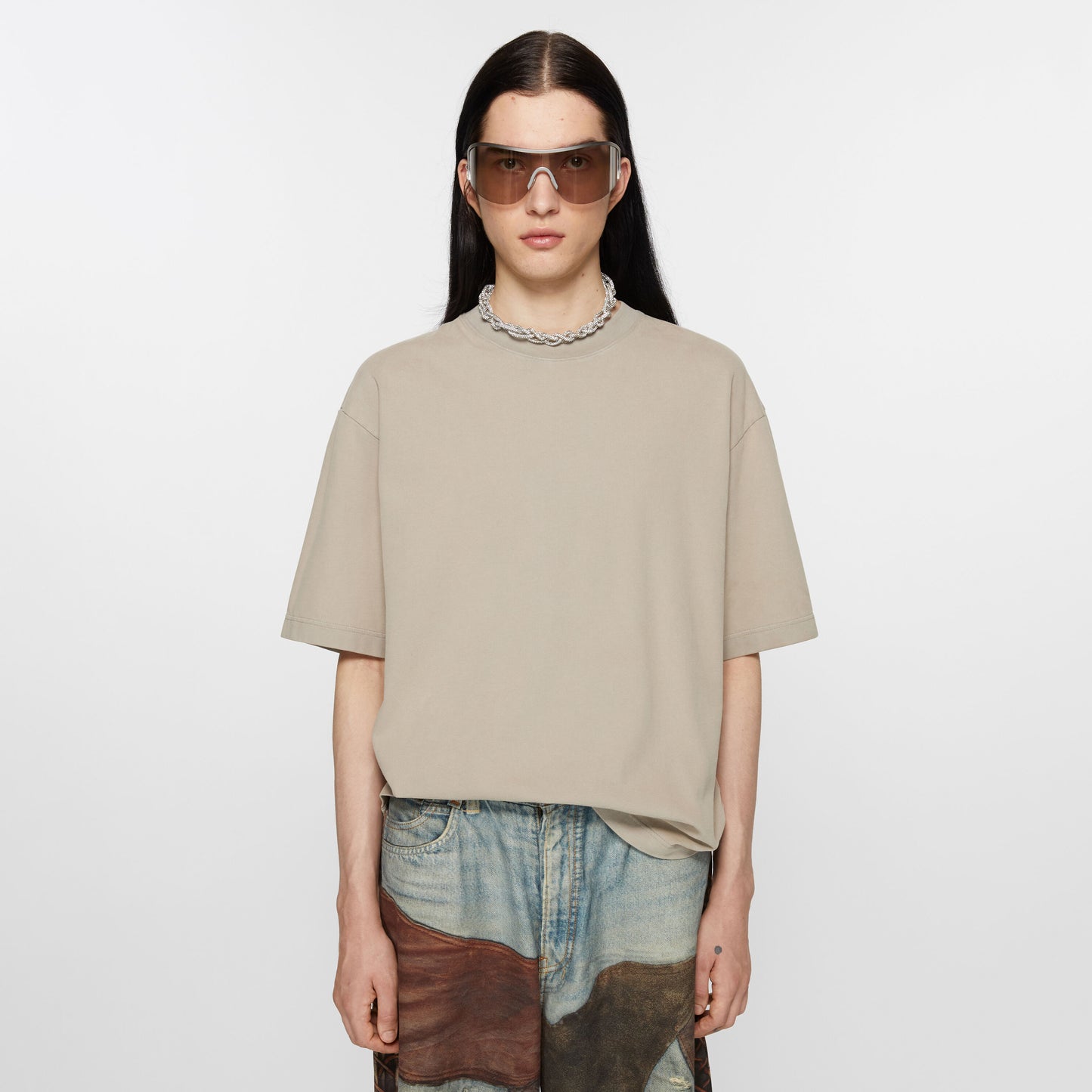 
                  
                    CREW NECK T-SHIRT RELAXED FIT
                  
                