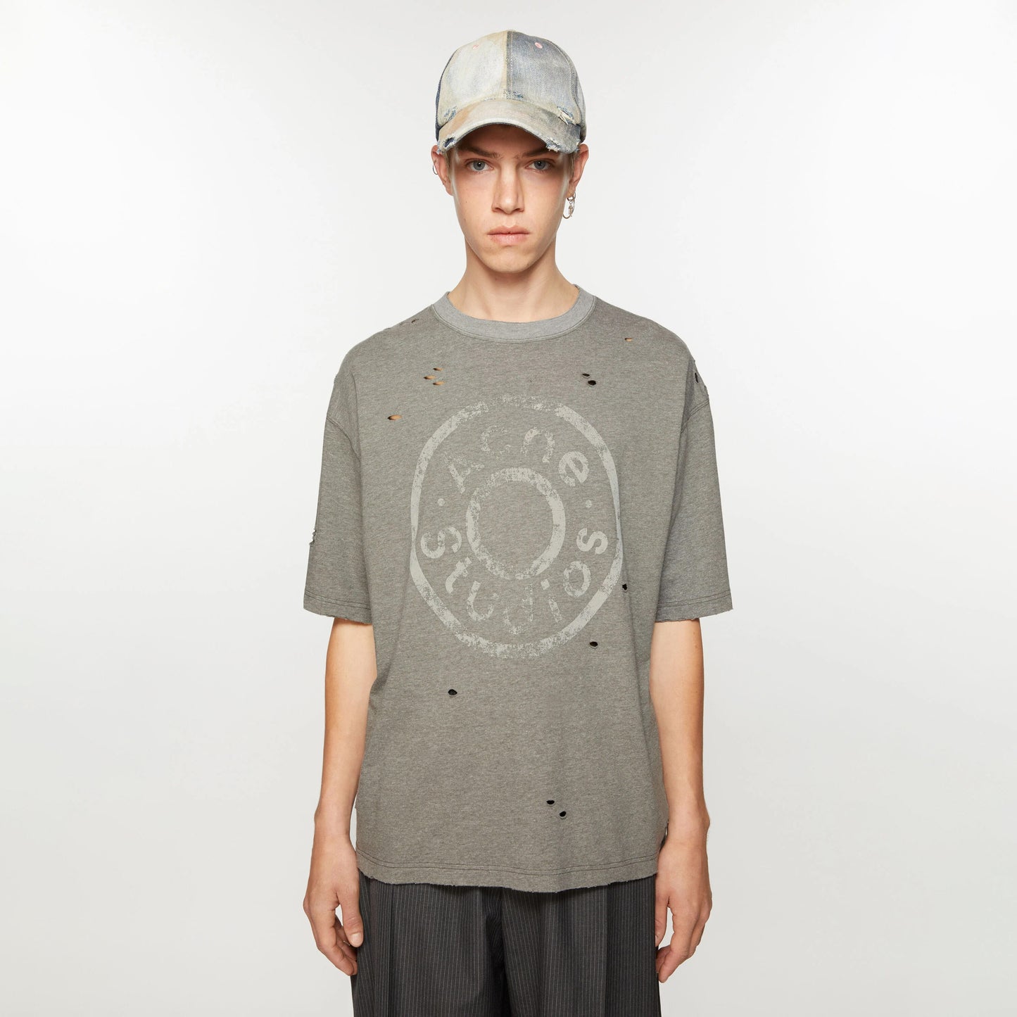 
                  
                    LOGO T-SHIRT RELAXED FIT
                  
                