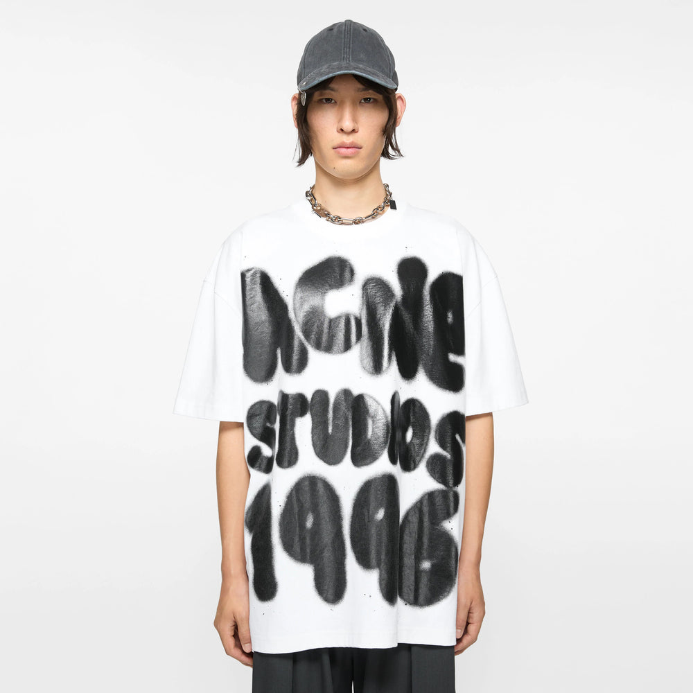 
                  
                    T-SHIRT LOGO RELAXED UNISEX FIT
                  
                