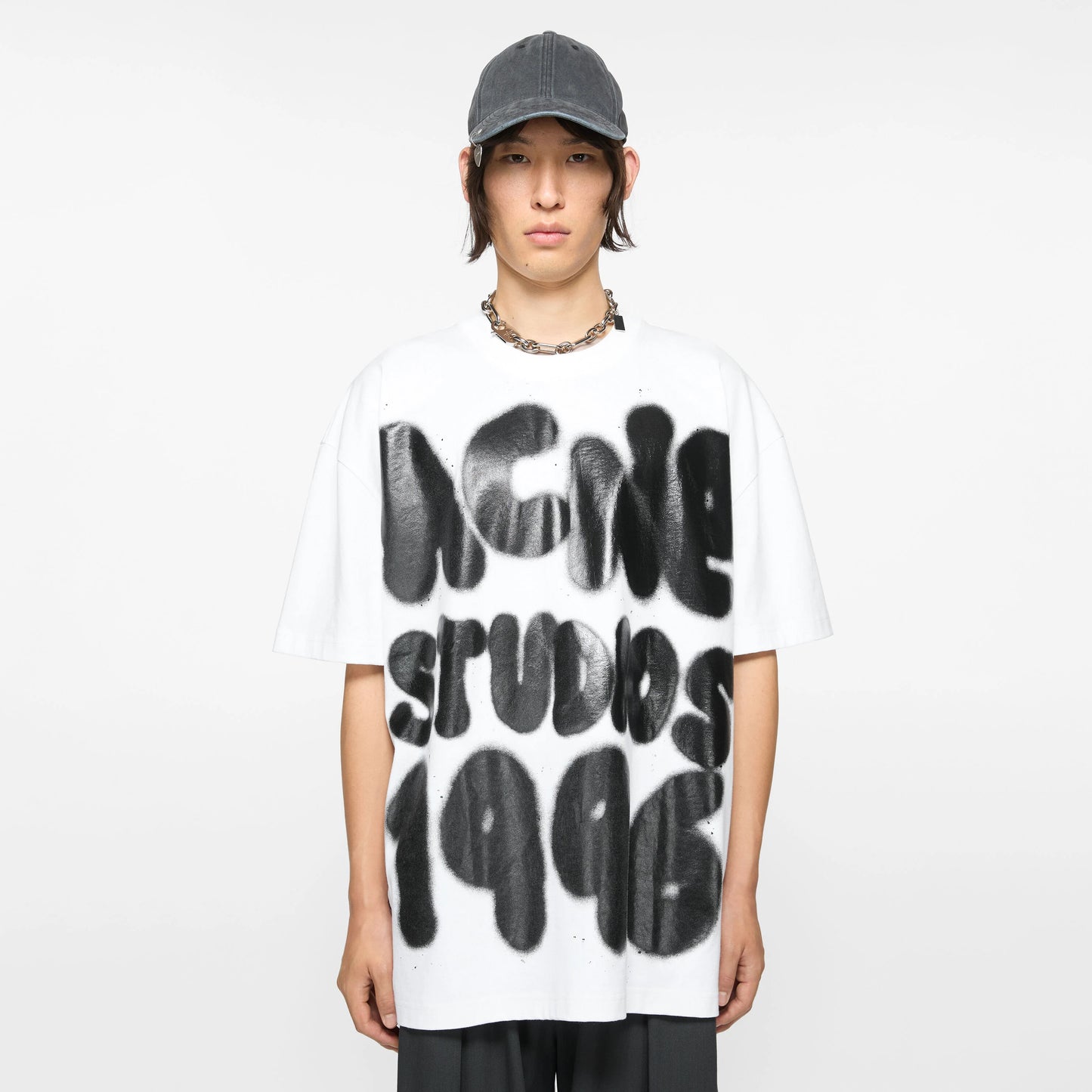 
                  
                    T-SHIRT LOGO RELAXED UNISEX FIT
                  
                