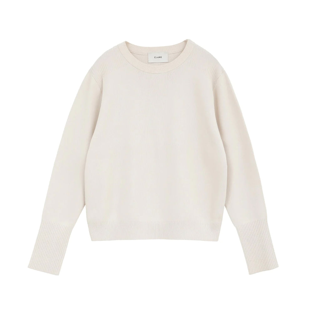 
                  
                    BASIC COMPACT KNIT TOPS
                  
                