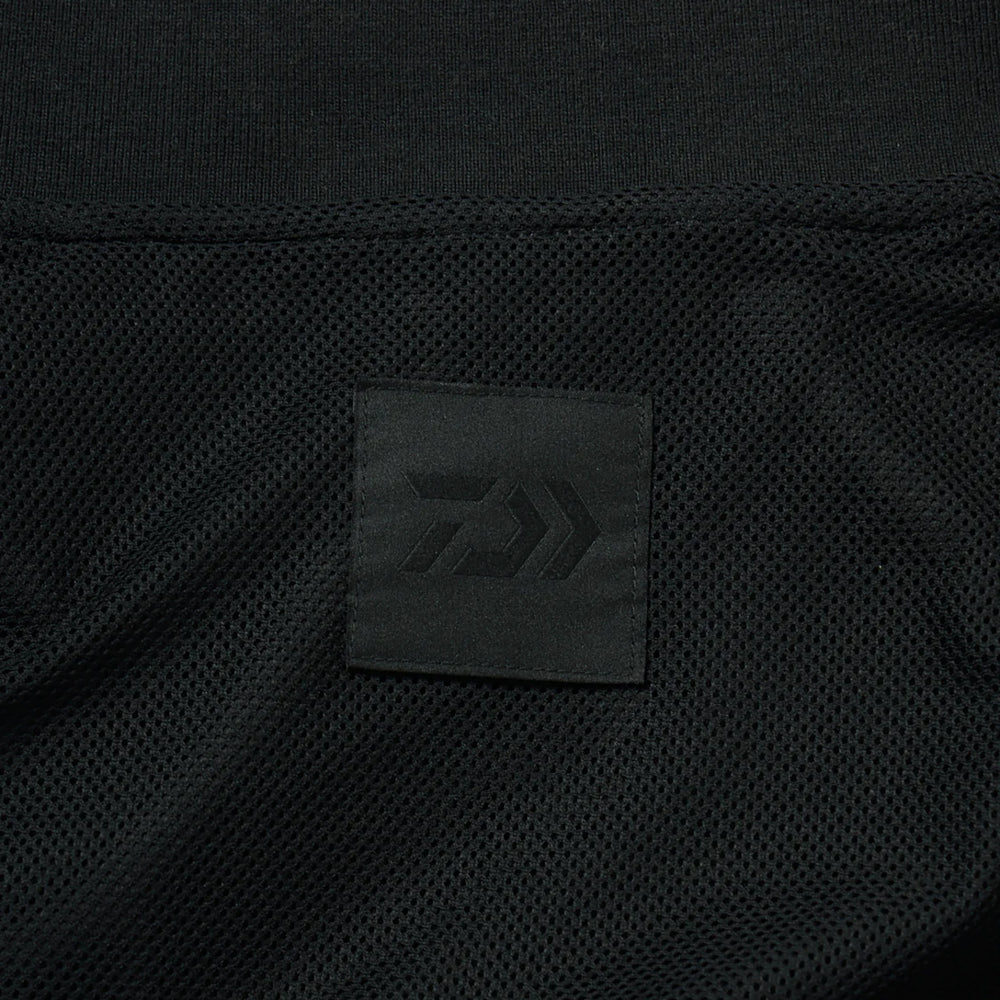 
                  
                    TECH SYNTHETIC SKIN WINDBREAKER JACKET
                  
                