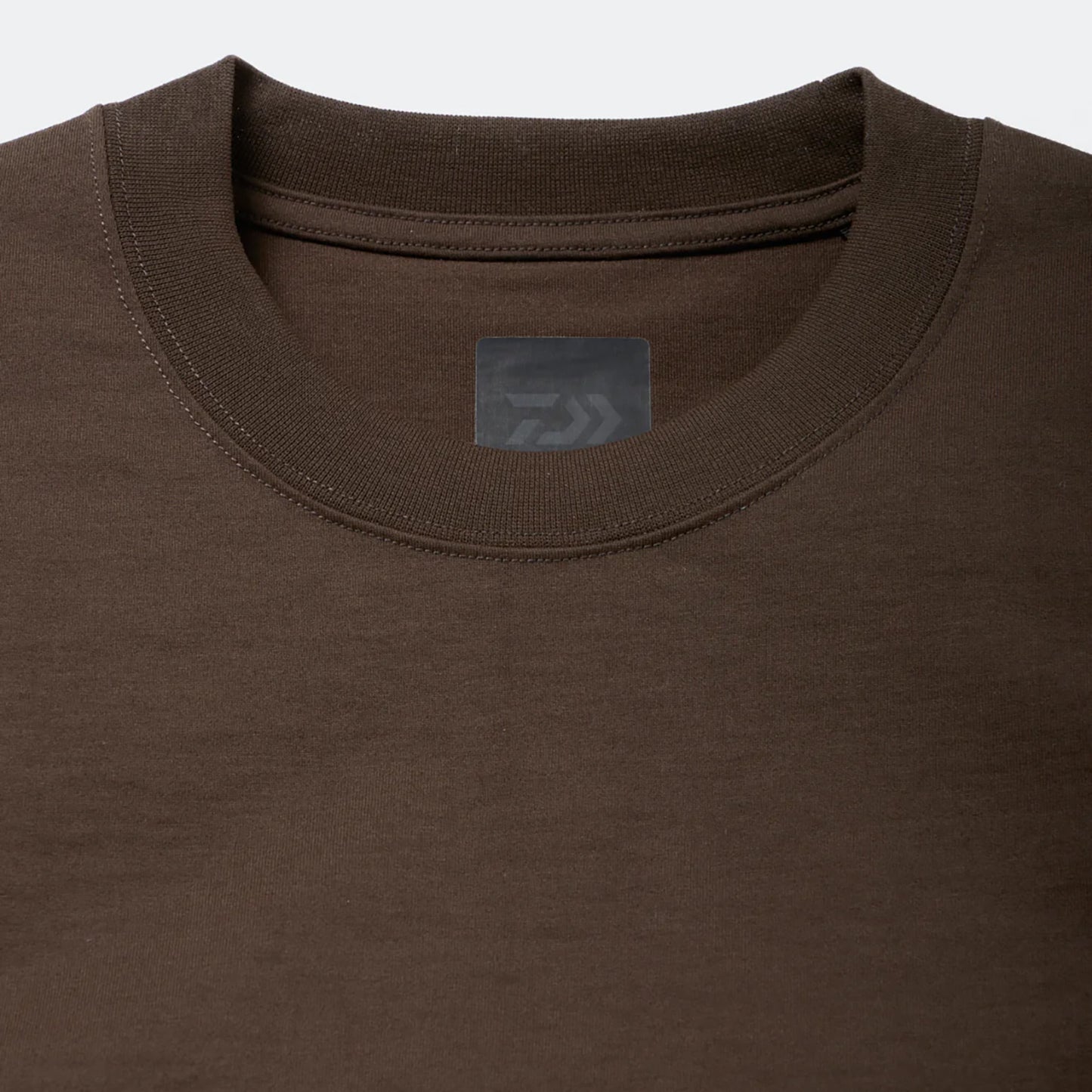 
                  
                    TECH SIDE POCKET S/S TEE
                  
                