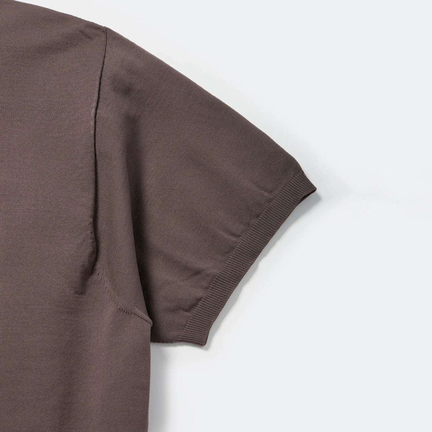 
                  
                    TECH KNIT POLO S/S
                  
                