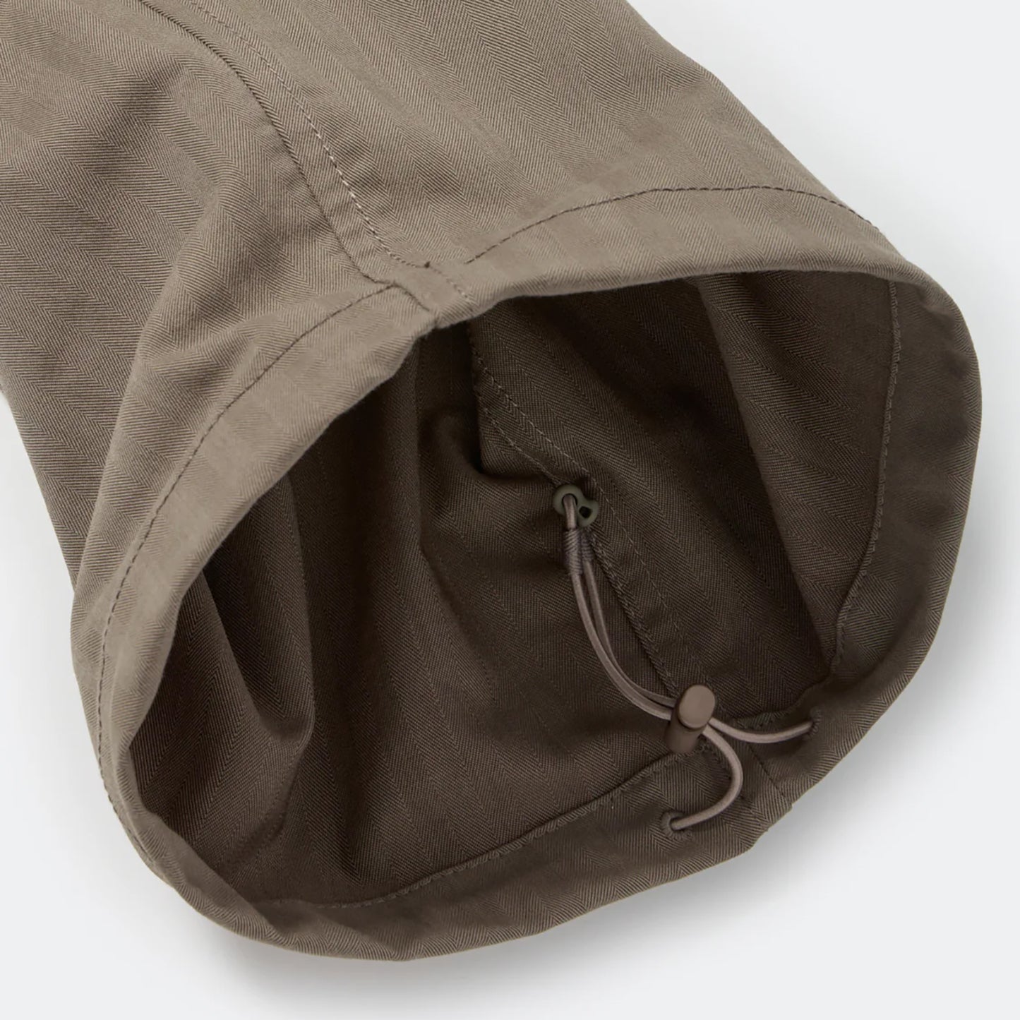 
                  
                    TECH EASY TROUSERS HERRINGBONE
                  
                