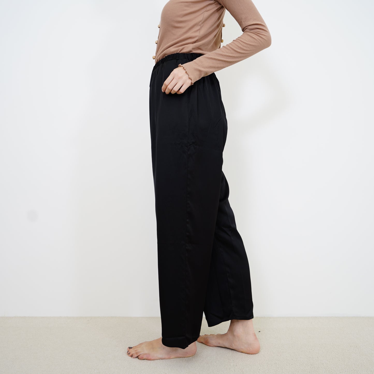 
                  
                    CRAVAT PANTS
                  
                