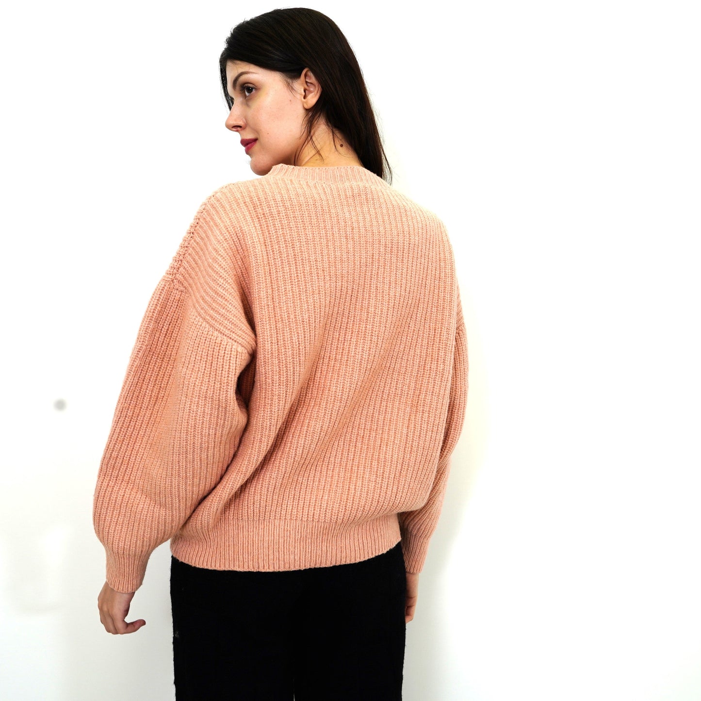 
                  
                    【BASERANGE】MEA PULLOVER
                  
                