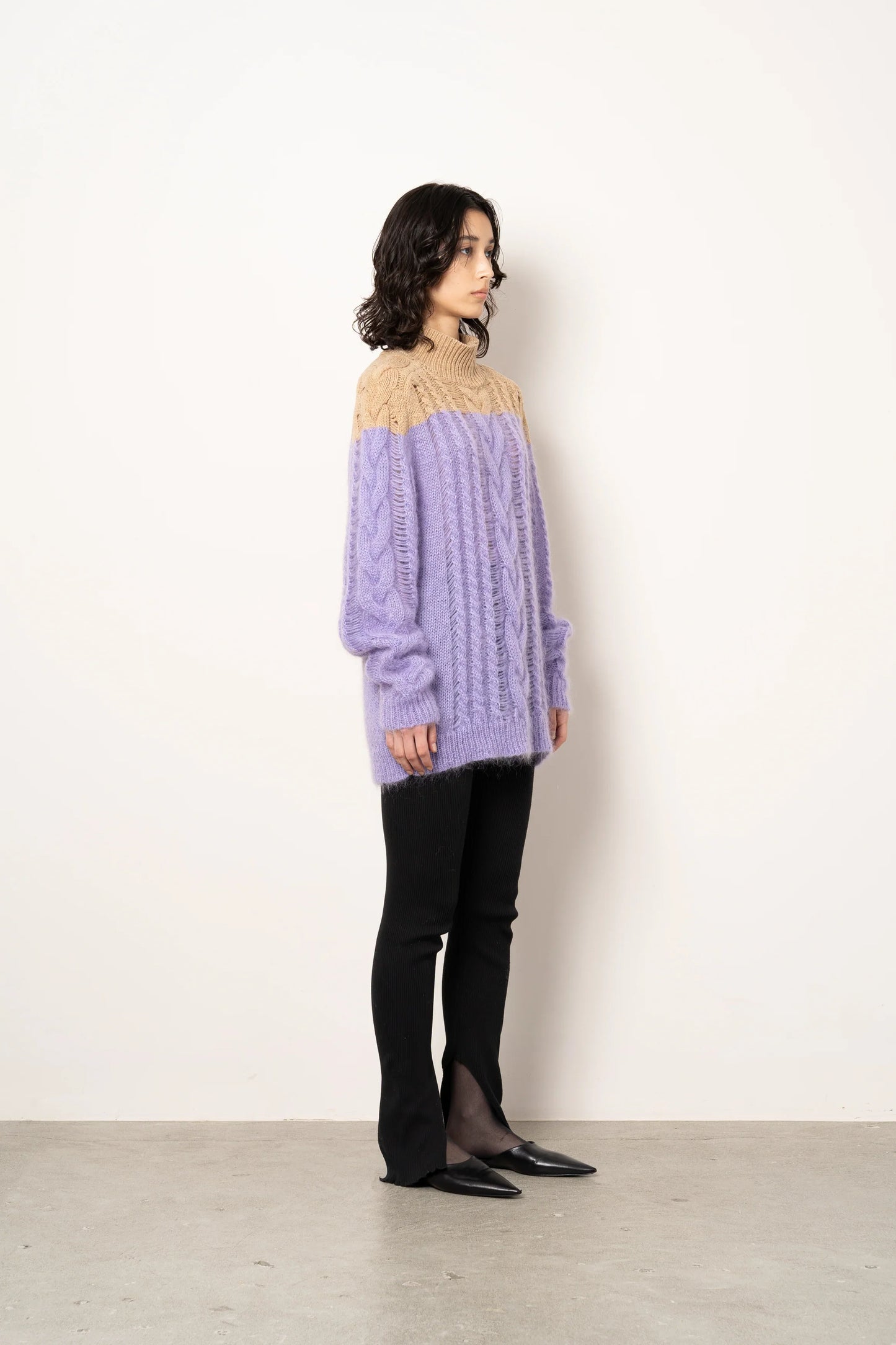 
                  
                    【TAN】MOHAIR CABLE SWEATER
                  
                