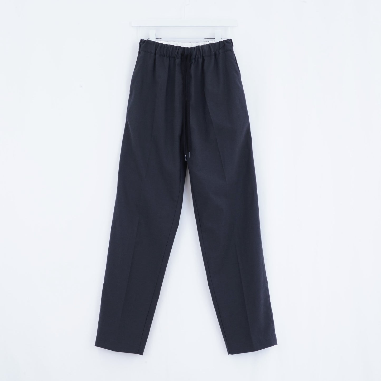 
                  
                    Easy tapered pants
                  
                