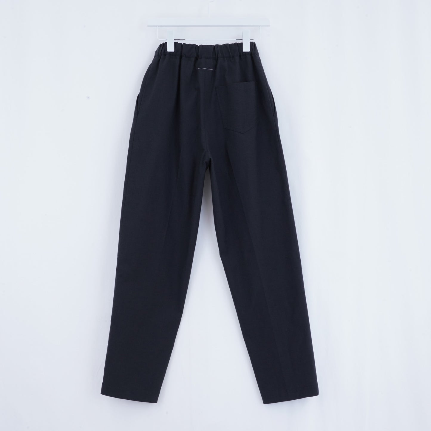 
                  
                    Easy tapered pants
                  
                