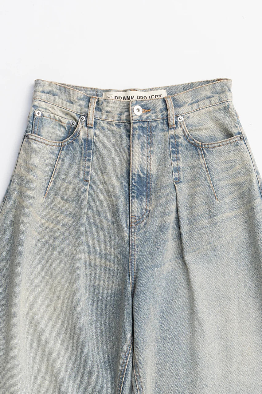 
                  
                    High-waisted Curved Denim
                  
                