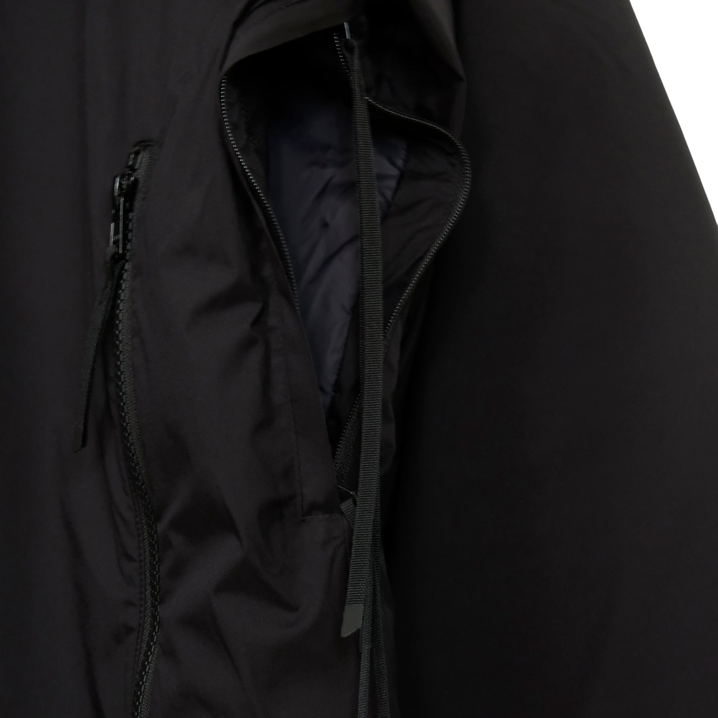 
                  
                    PERTEX® PUFF JACKET
                  
                