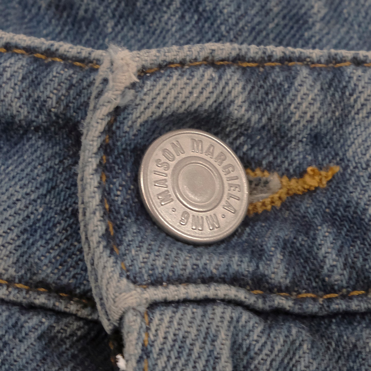
                  
                    DESTROYED 5 POCKET JEANS
                  
                