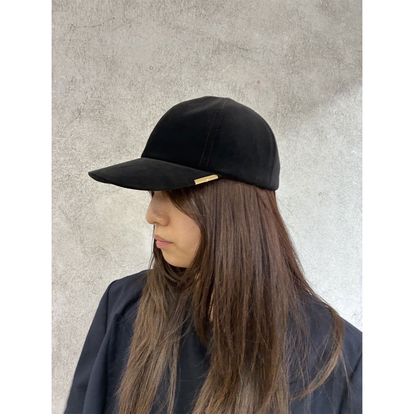 
                  
                    VELONICA CAP
                  
                