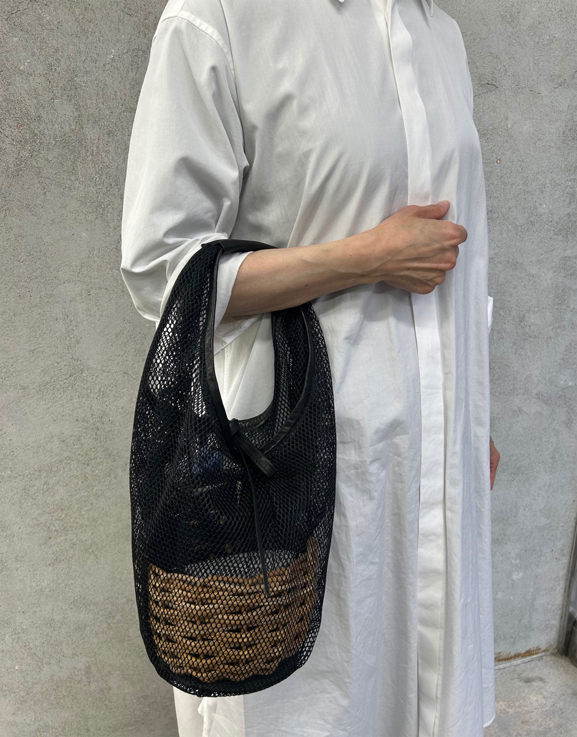 
                  
                    シアーラウンドトート-BK-
                  
                