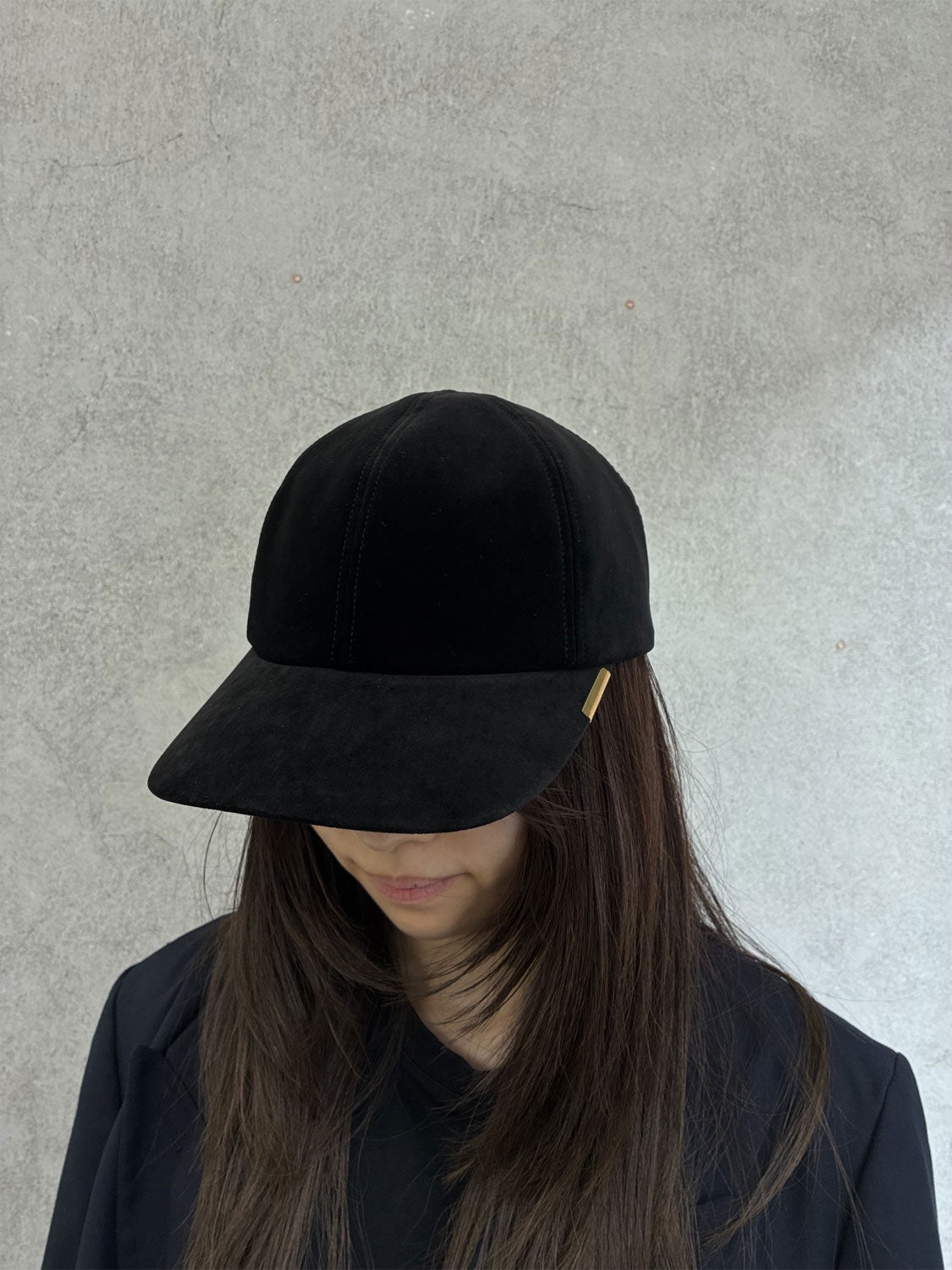 
                  
                    VELONICA CAP
                  
                