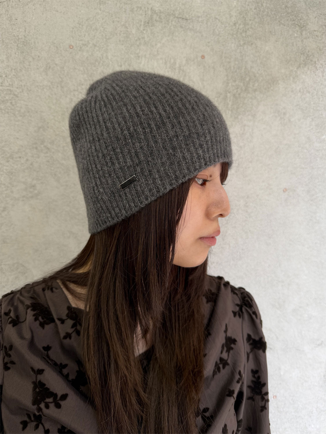
                  
                    FOX-BLEND RIB KNIT BEANIE
                  
                