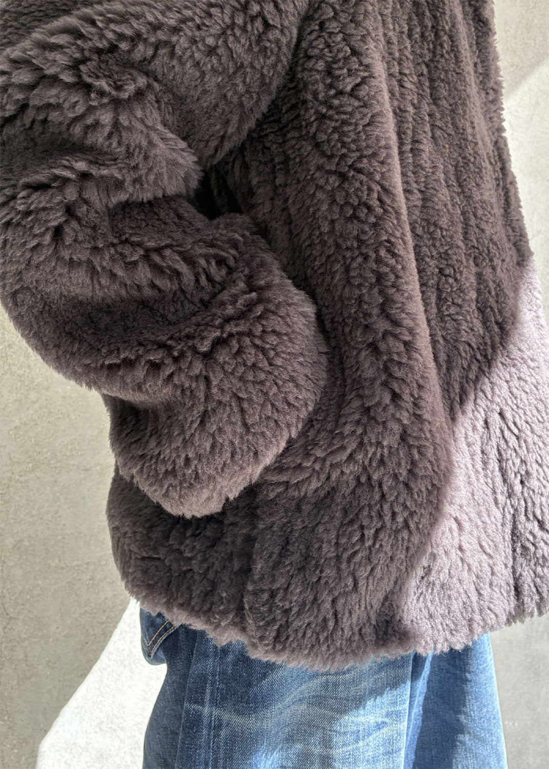 
                  
                    WOOL BOA WIDE COLLAR COAT
                  
                