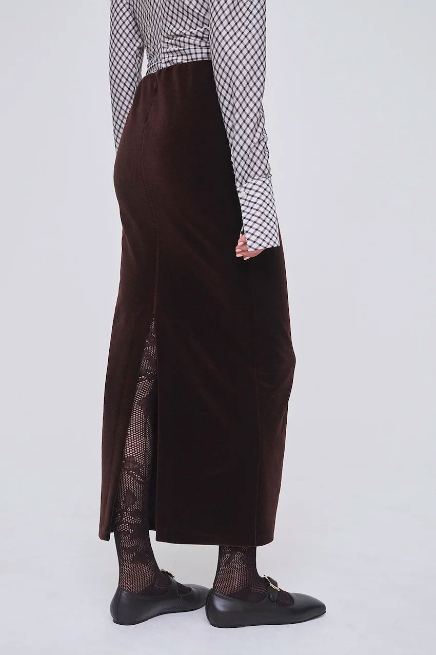 
                  
                    WOOL VELOUR PENCIL SKIRT
                  
                
