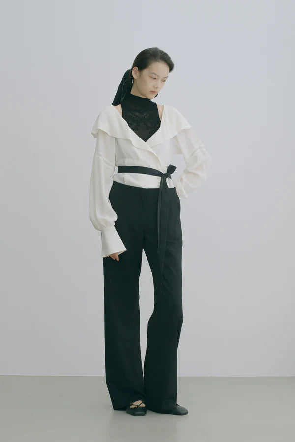 
                  
                    FRINGED BELT TROUSERS -BLACK-
                  
                