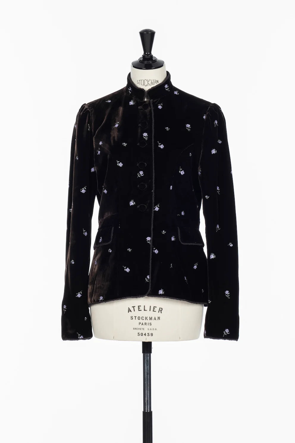 
                  
                    ROSE EMBROIDERED VELVET JACKET
                  
                