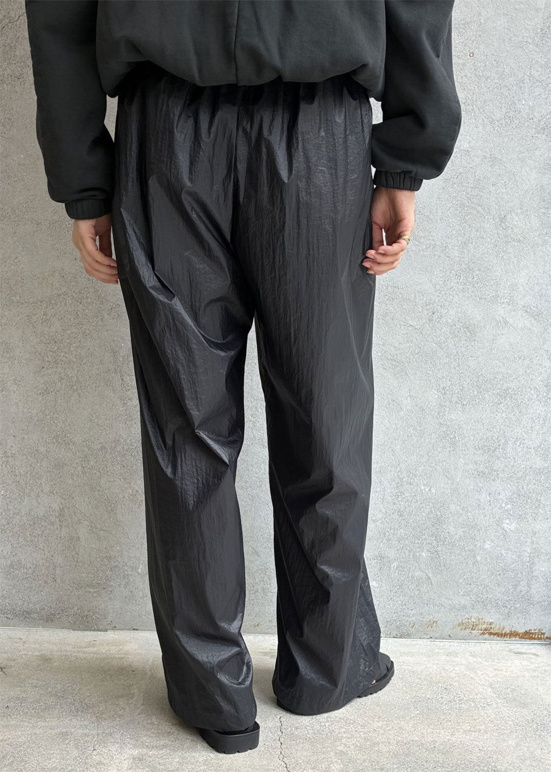 
                  
                    TECHNICAL FLAP POCKET TROUSERS
                  
                
