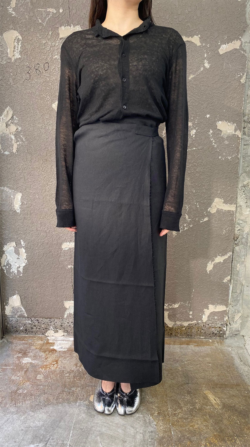 
                  
                    LINEN WRAP SKIRT-BLACK-
                  
                