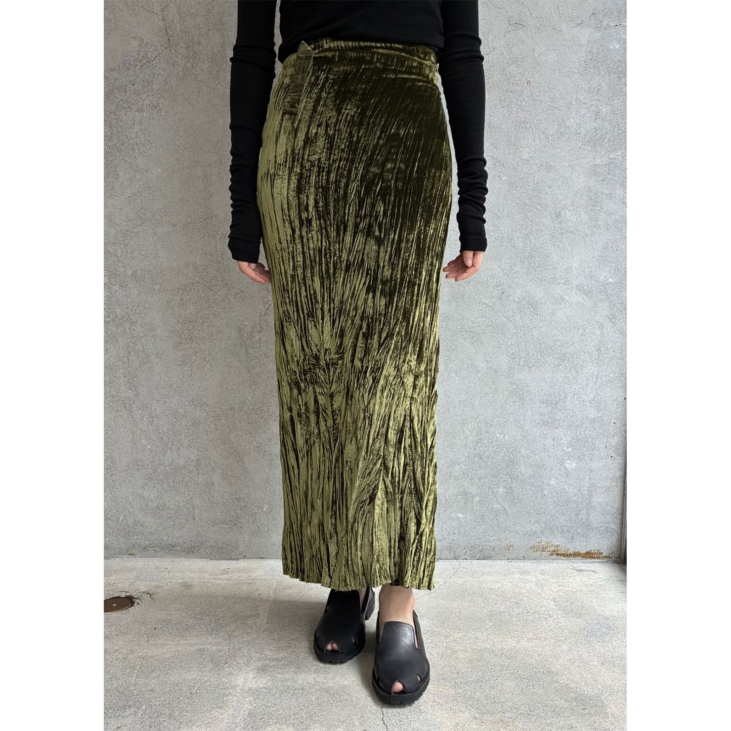 
                  
                    SILK VELVET WRAP SKIRT
                  
                
