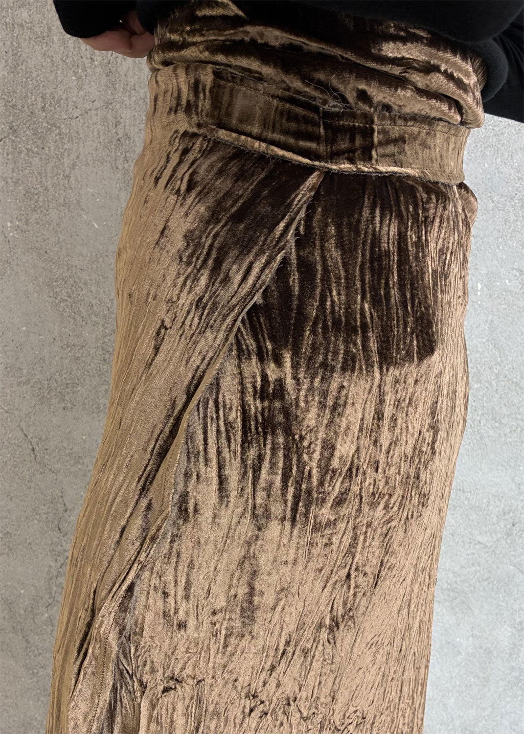 
                  
                    SILK VELVET WRAP SKIRT
                  
                