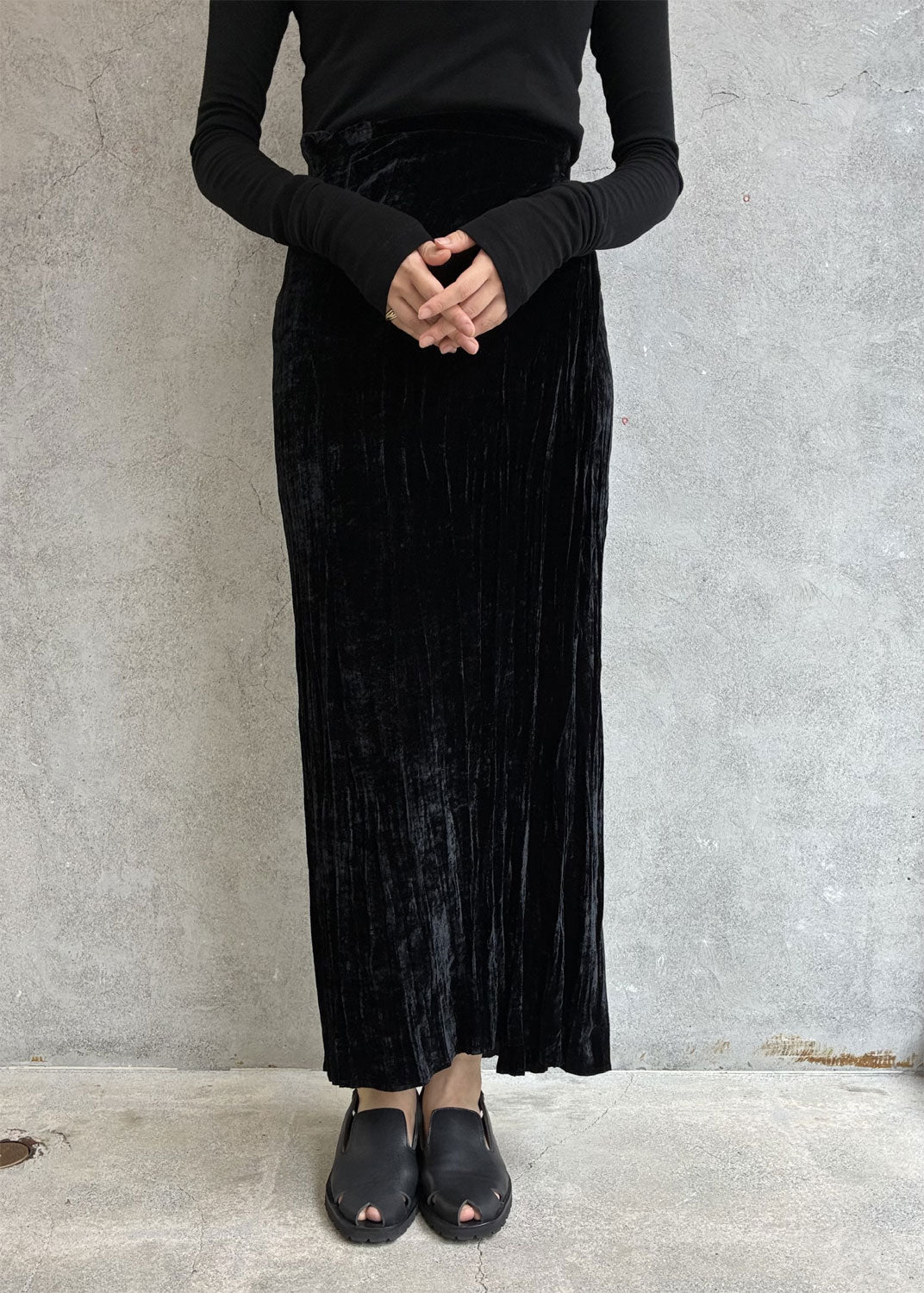 
                  
                    SILK VELVET WRAP SKIRT
                  
                