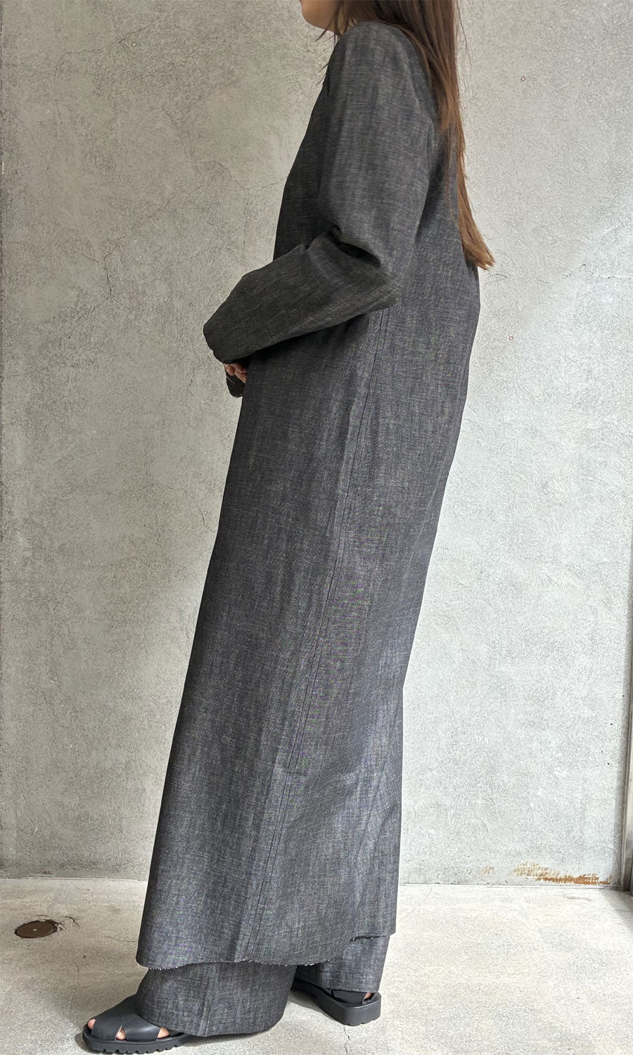 
                  
                    DENIM LONGSLEEVE SNAP DRESS
                  
                