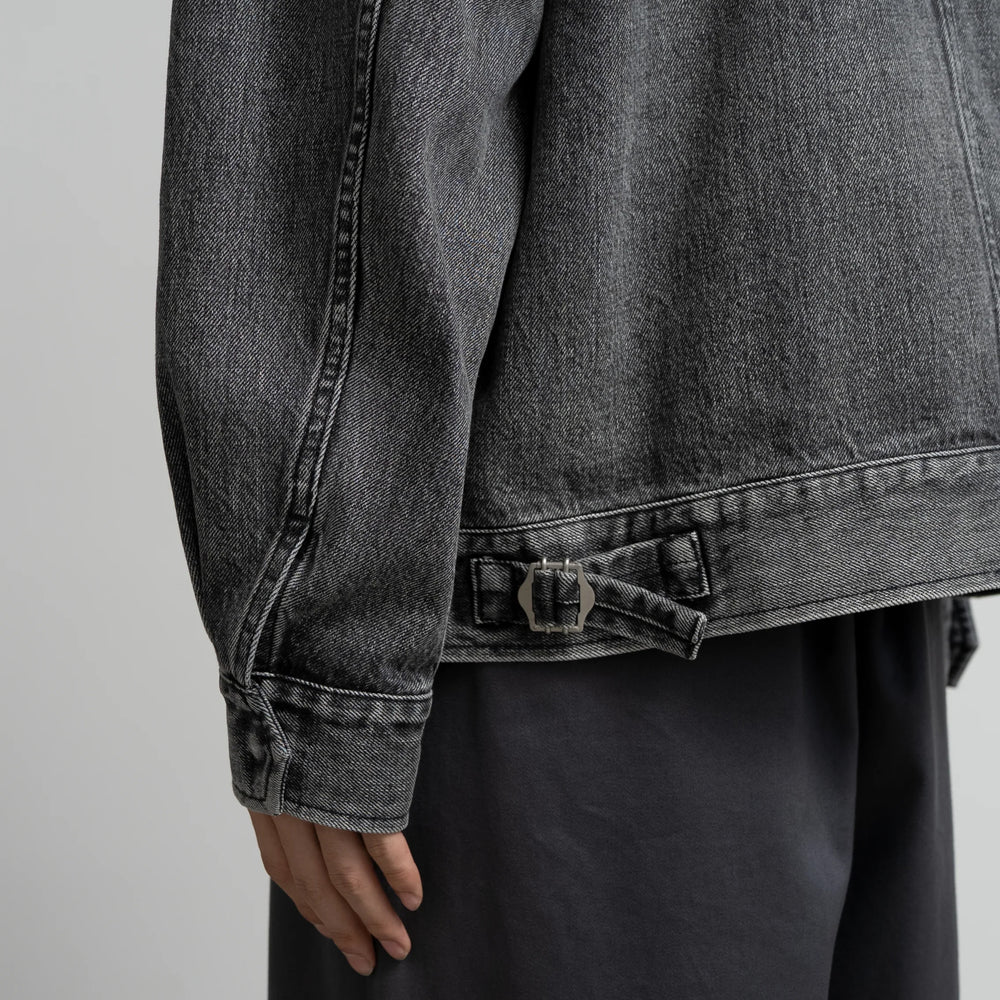 
                  
                    SELVAGE DENIM ZIP JACKET
                  
                
