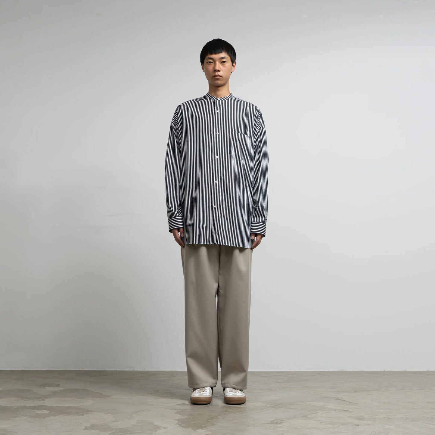 
                  
                    HIGH COUNT BAND COLLAR ROUND CUT OVERSIZED SHIRT
                  
                