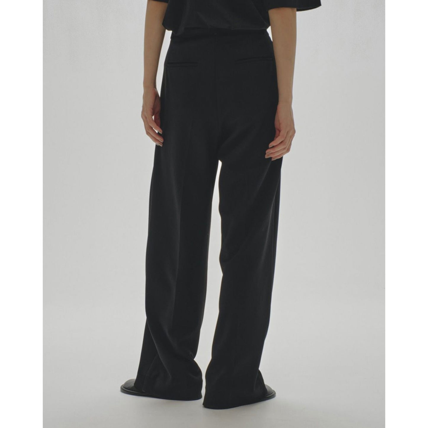 
                  
                    Doubletuck Twill Trousers-black-
                  
                