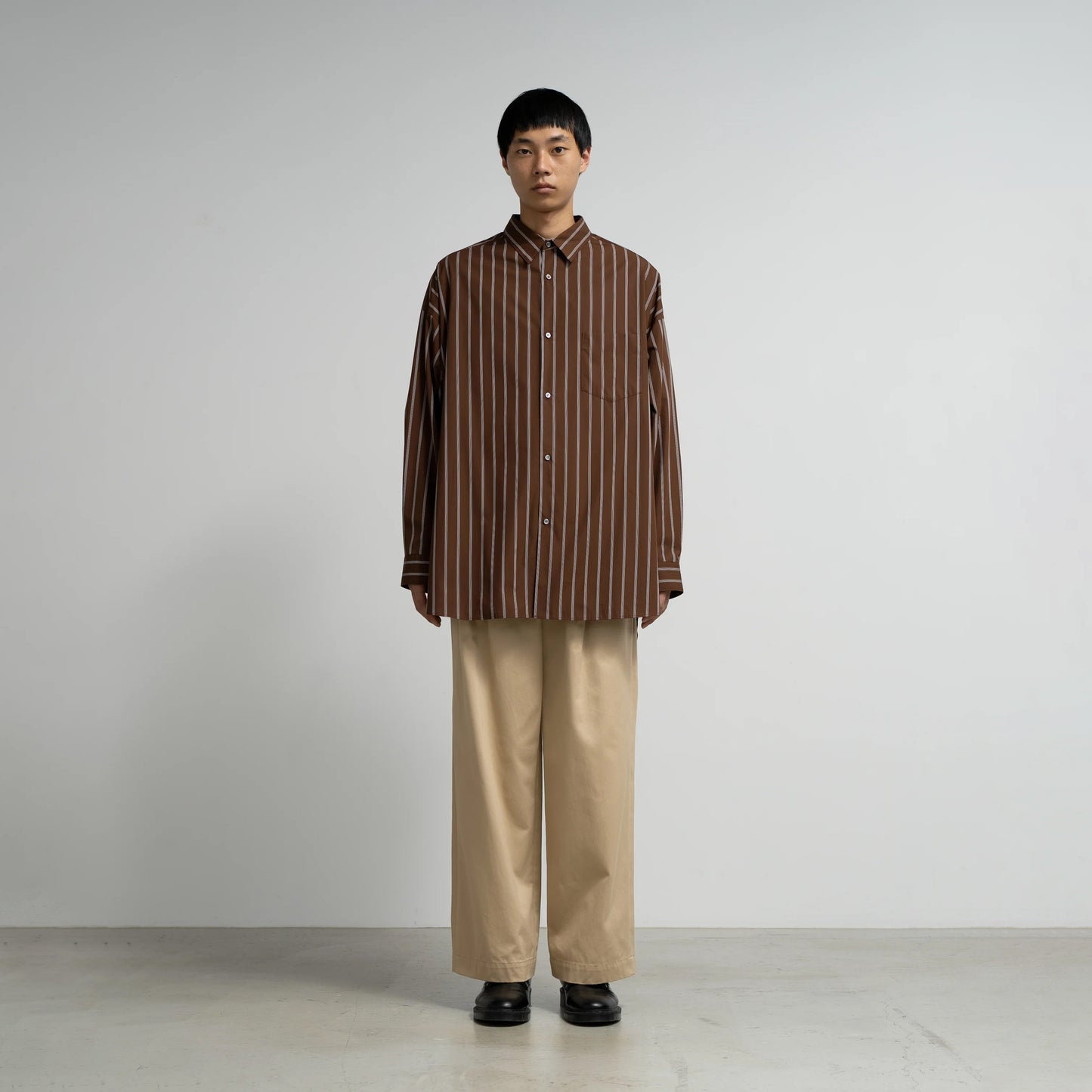 
                  
                    SIDOGRAS STRIPE L/S OVERSIZED REGULAR COLLAR SHIRT
                  
                