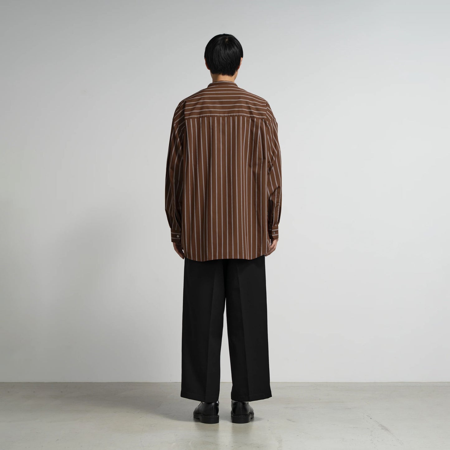 
                  
                    SIDOGRAS STRIPE L/S OVERSIZED BAND COLLAR SHIRT
                  
                