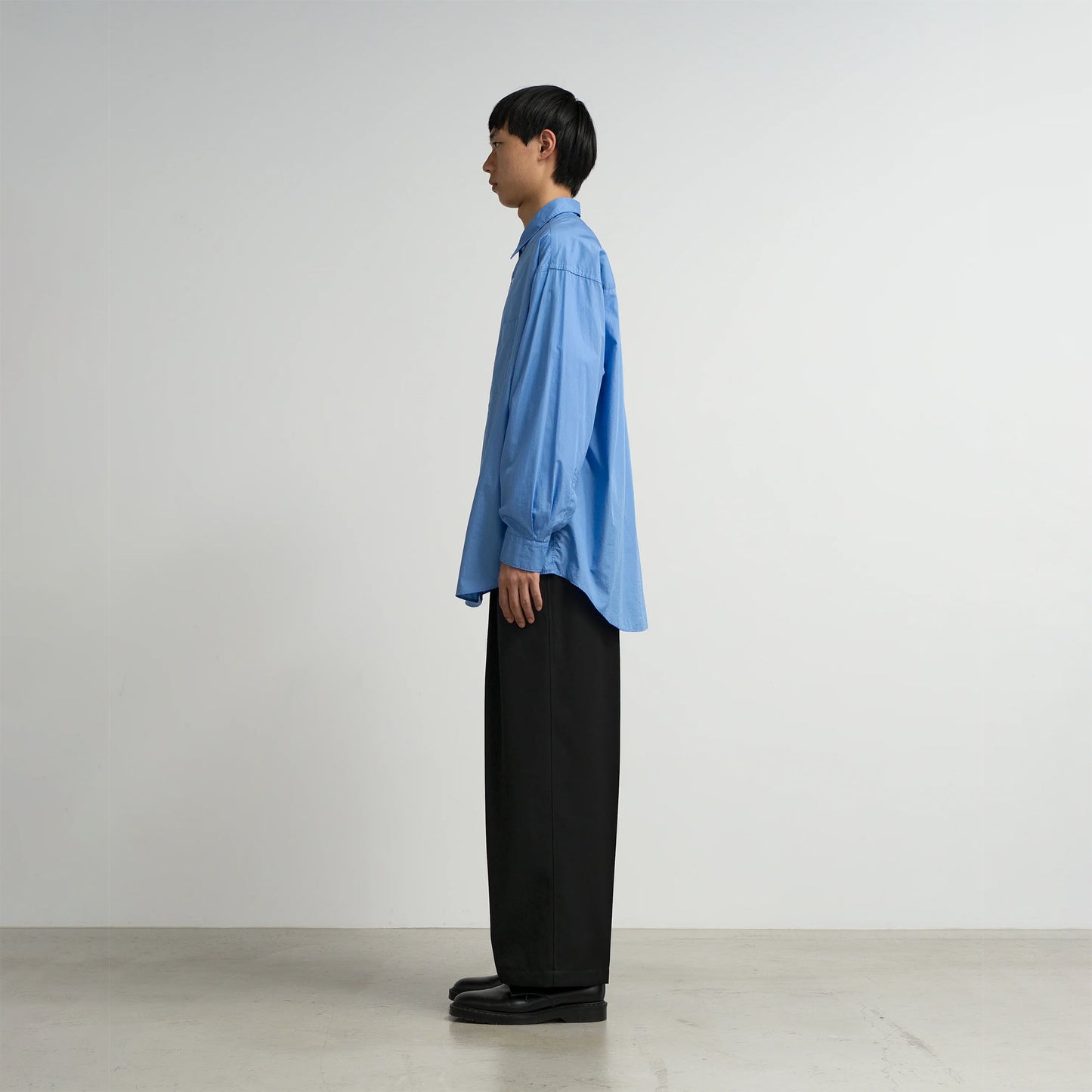 
                  
                    BROAD L/S OVERSIZED REGULAR COLLAR SHIRT
                  
                