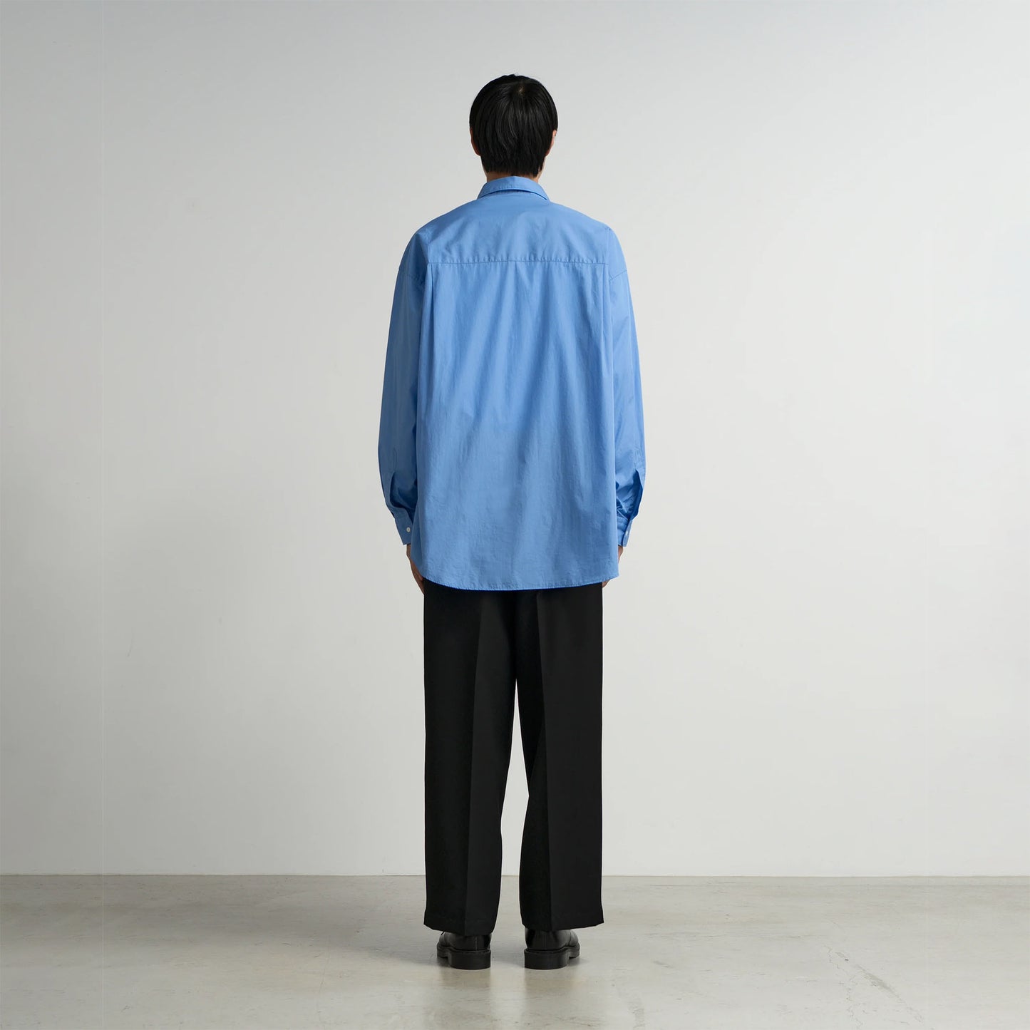 
                  
                    BROAD L/S OVERSIZED REGULAR COLLAR SHIRT
                  
                