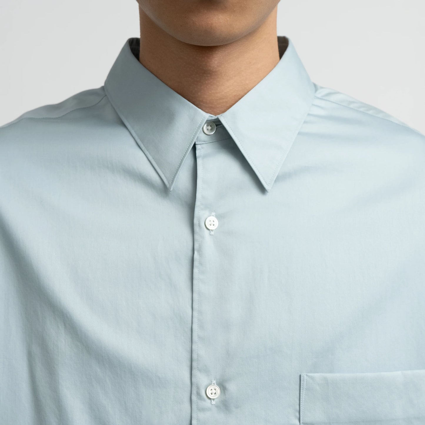 
                  
                    SILICON POPLIN OVERSIZED REGULAR COLLAR SHIRT
                  
                