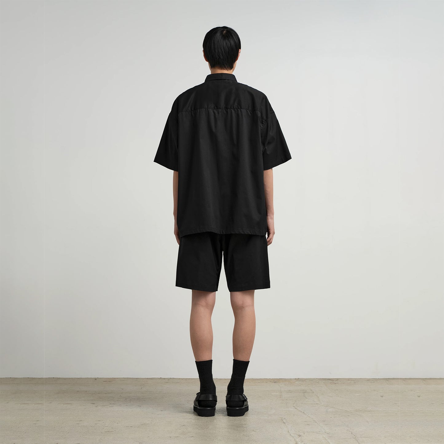 
                  
                    SOLOTEX TWILL S/S OVERSIZED BOX SHIRT
                  
                