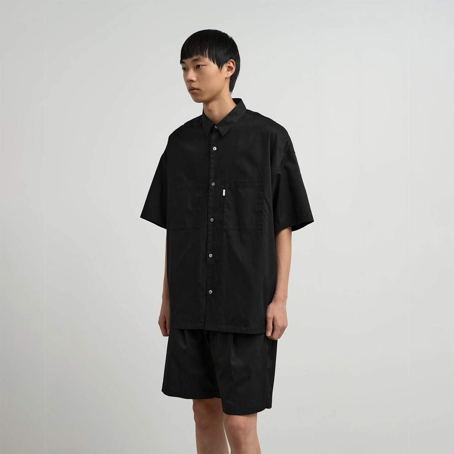 
                  
                    SOLOTEX TWILL S/S OVERSIZED BOX SHIRT
                  
                