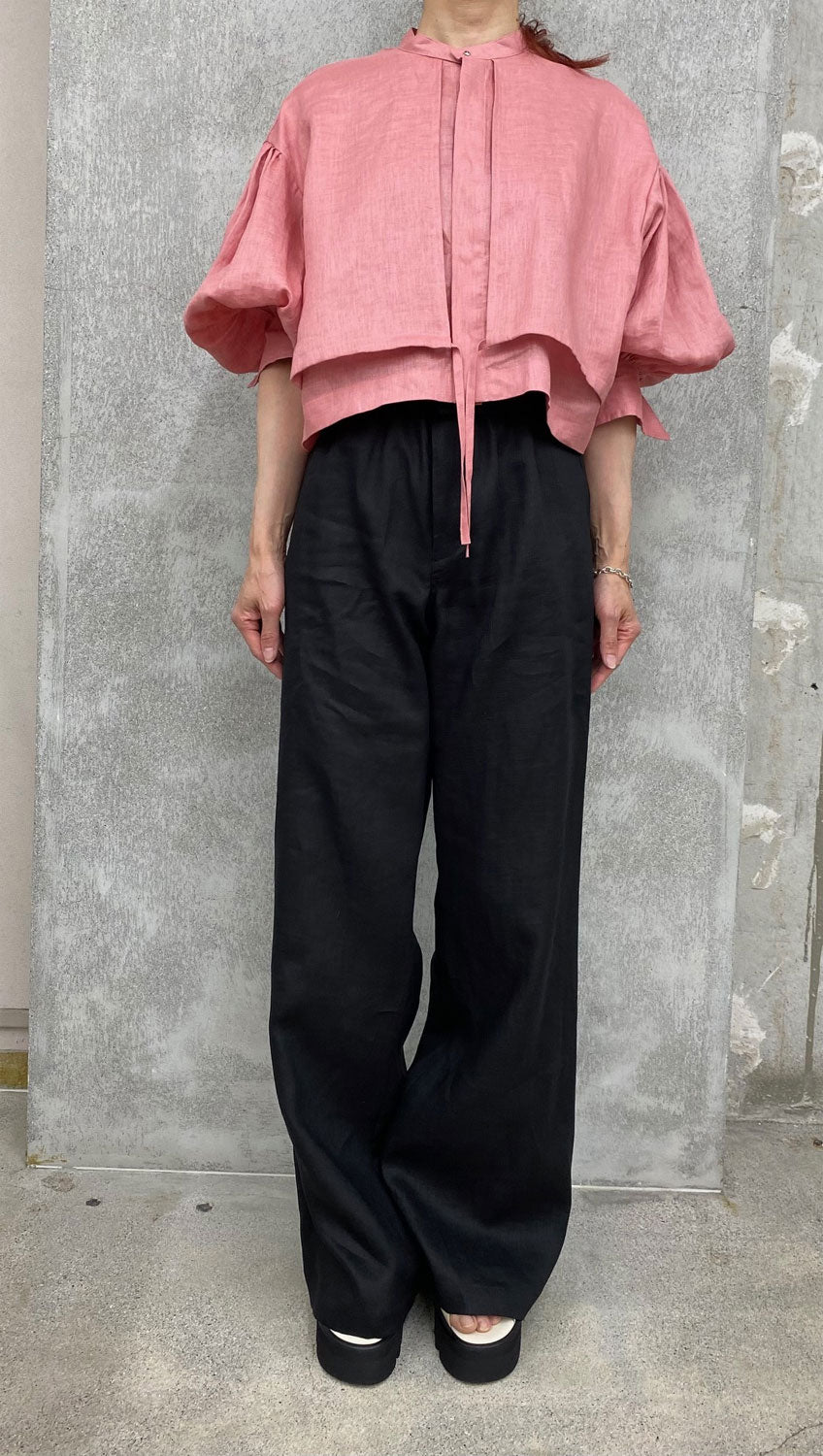 
                  
                    LINEN WIDE-LEG PANTS -BLACK-
                  
                
