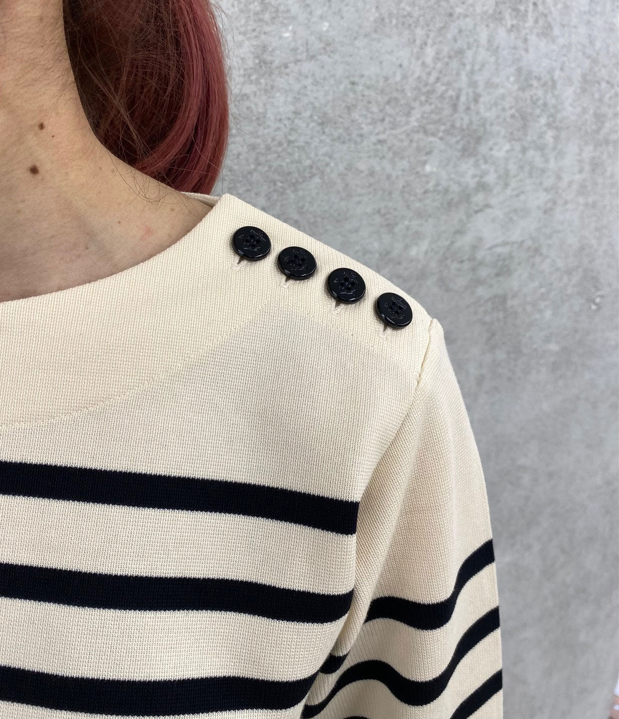 
                  
                    CROPPED BASQUE SHIRT-BLACK×BEIGE-
                  
                